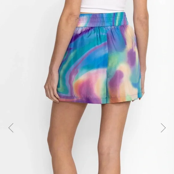 Johnny Was Merida marble silk short size medium. Fully lined with silk. Pockets
